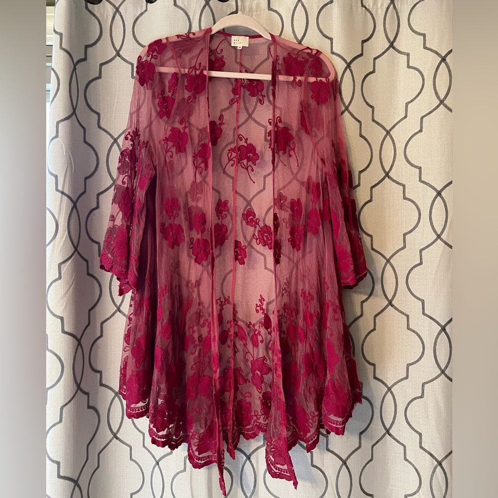 Dee Elly Mesh Kimono with Embroidered Floral Bell Sleeve